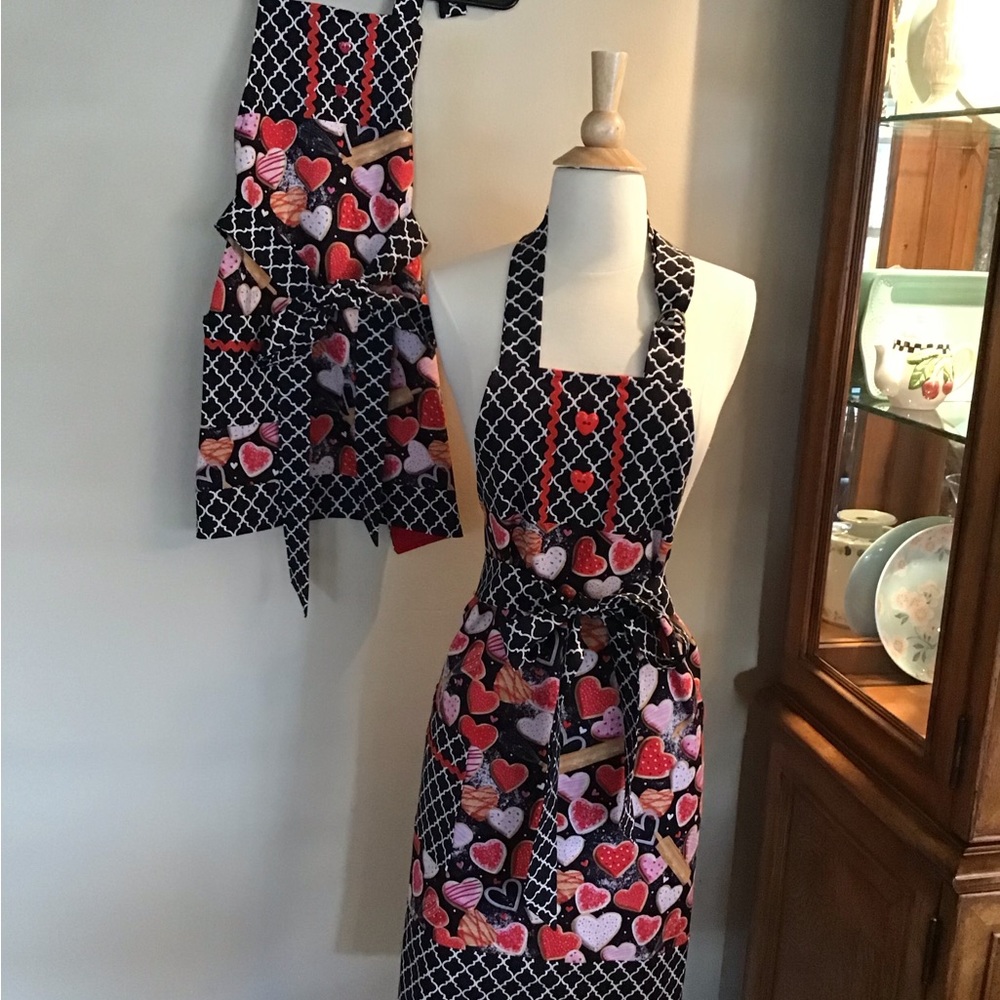 Mother Daughter Aprons